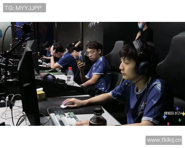 聚焦DOTA2:分析FPX近期状态与战术调整对比赛的影响